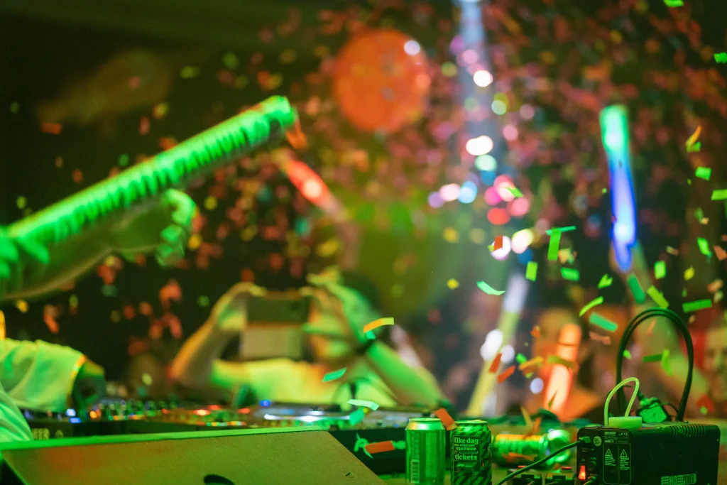 Powerhourcdl02741_lr