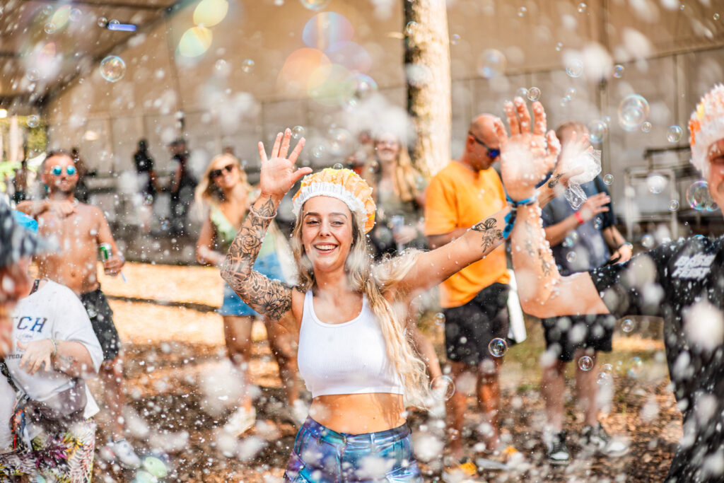 20240817_121846_DECIBELOUTDOOR_RICHARD